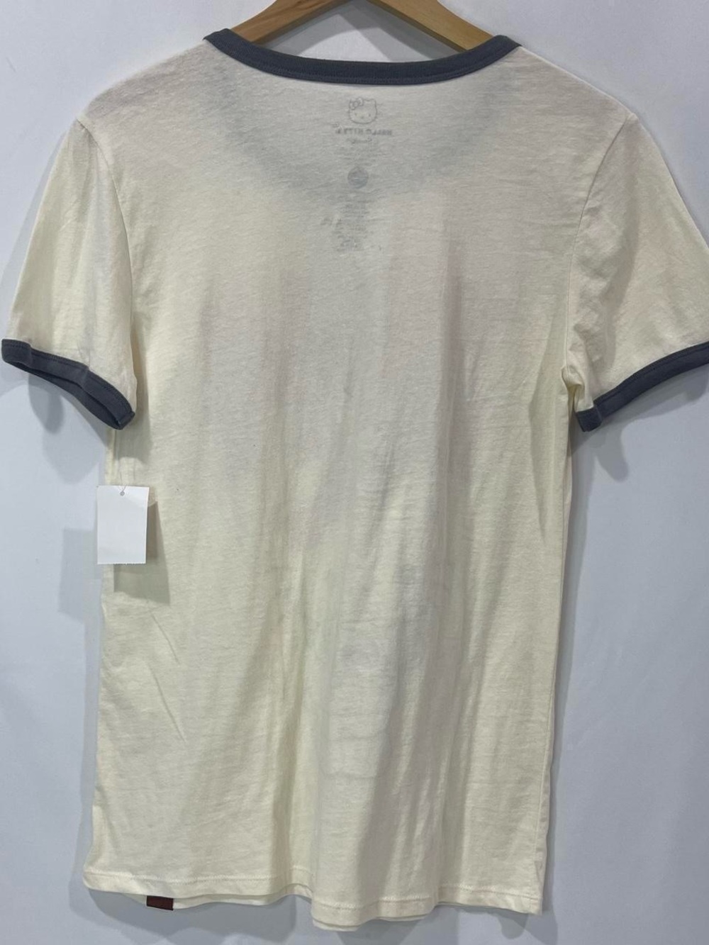 Hello Kitty Ringer Tee Size M - Picture 5 of 5